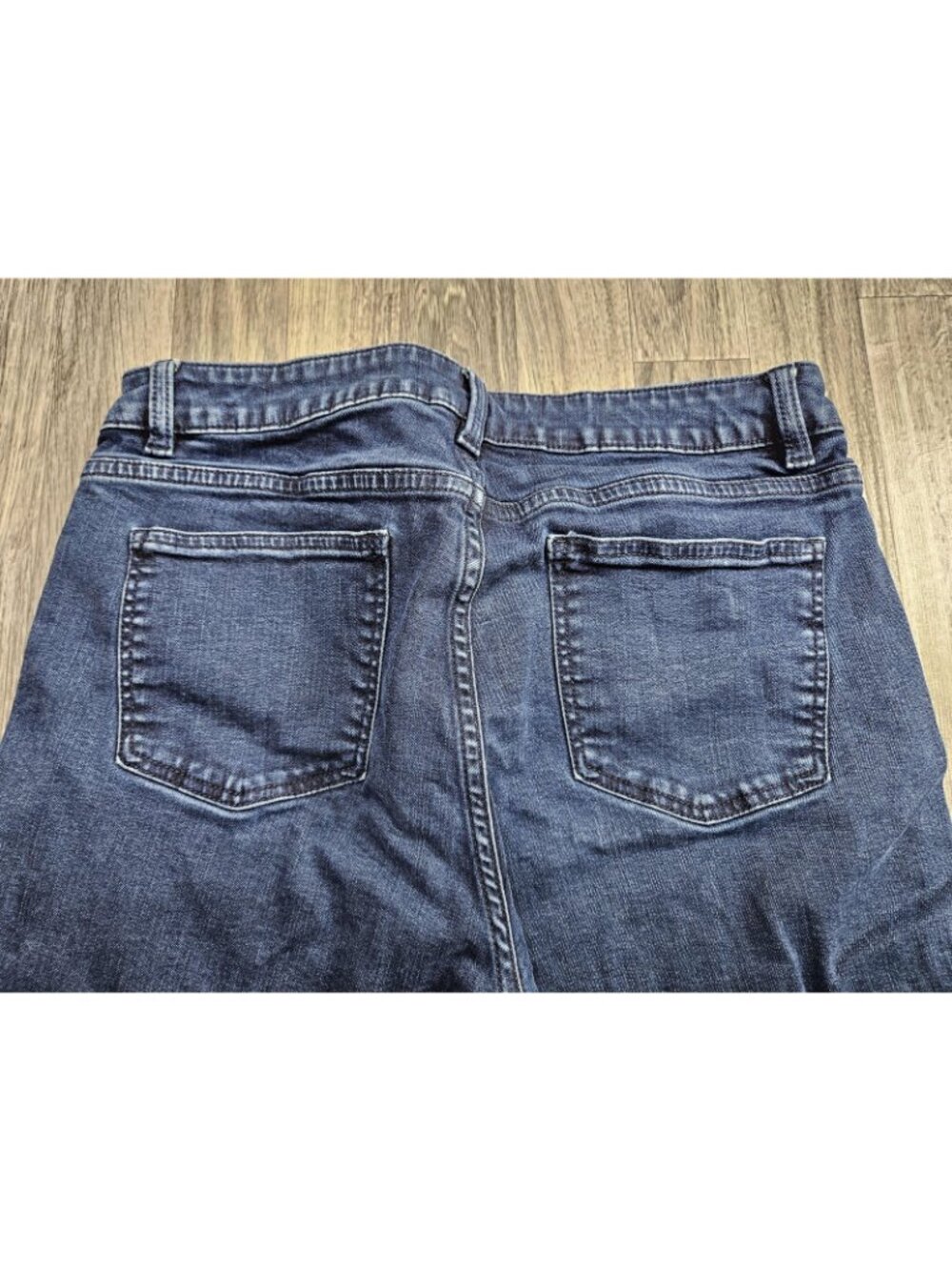 Talbots Heritage Straight Jeans Womens 10 Blue Med Wash Mid Rise Stretch Denim - Picture 3 of 13